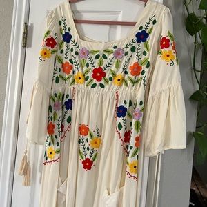 Fillyboo “Woodstock Maternity" embroidered maternity kaftan - Cream